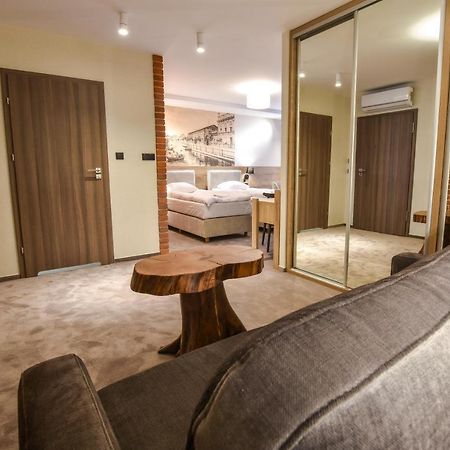 Strzelnica Hotel I Restauracja Starogard Gdański Exteriör bild