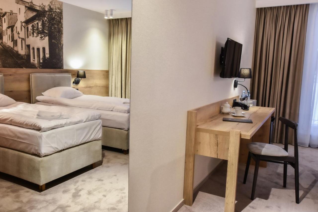 Strzelnica Hotel I Restauracja Starogard Gdański Exteriör bild