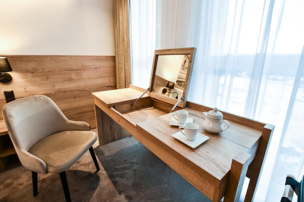 Strzelnica Hotel I Restauracja Starogard Gdański Exteriör bild