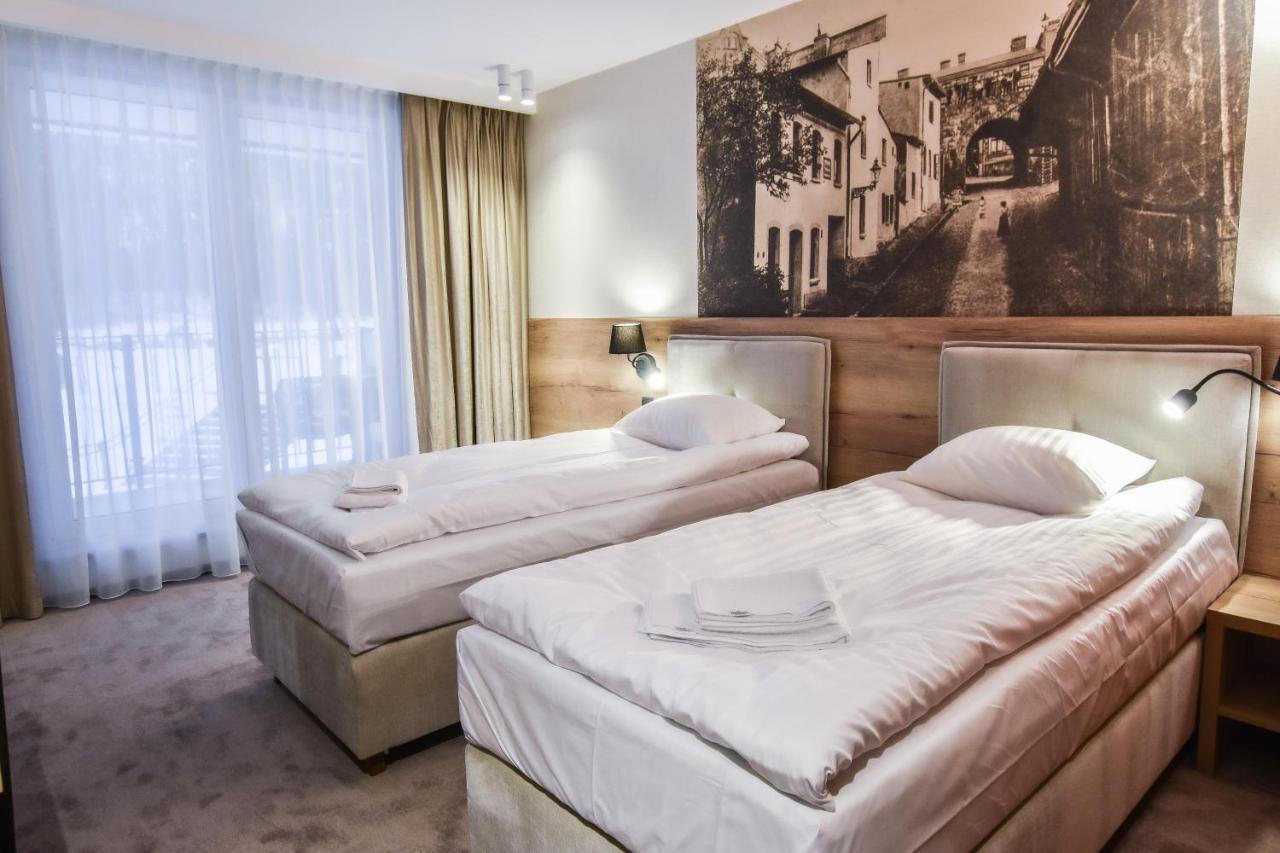Strzelnica Hotel I Restauracja Starogard Gdański Exteriör bild